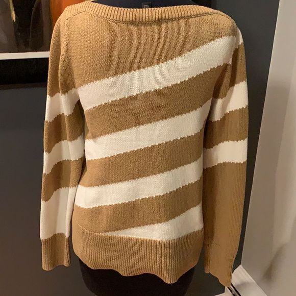 COPY - Ann Taylor diagonal stripe sweater in desert camel heather and white. Me… - Picture 5 of 6